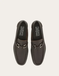 MOCCASIN WITH GANCINI ORNAMENT