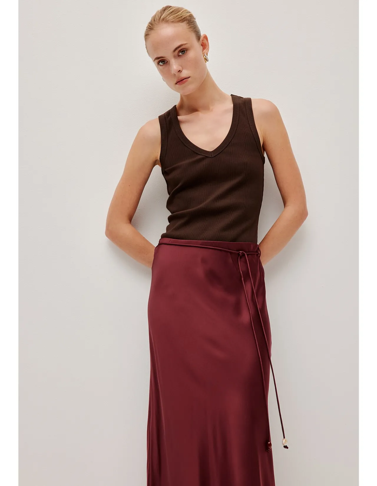Monroe V-Neck Tank
