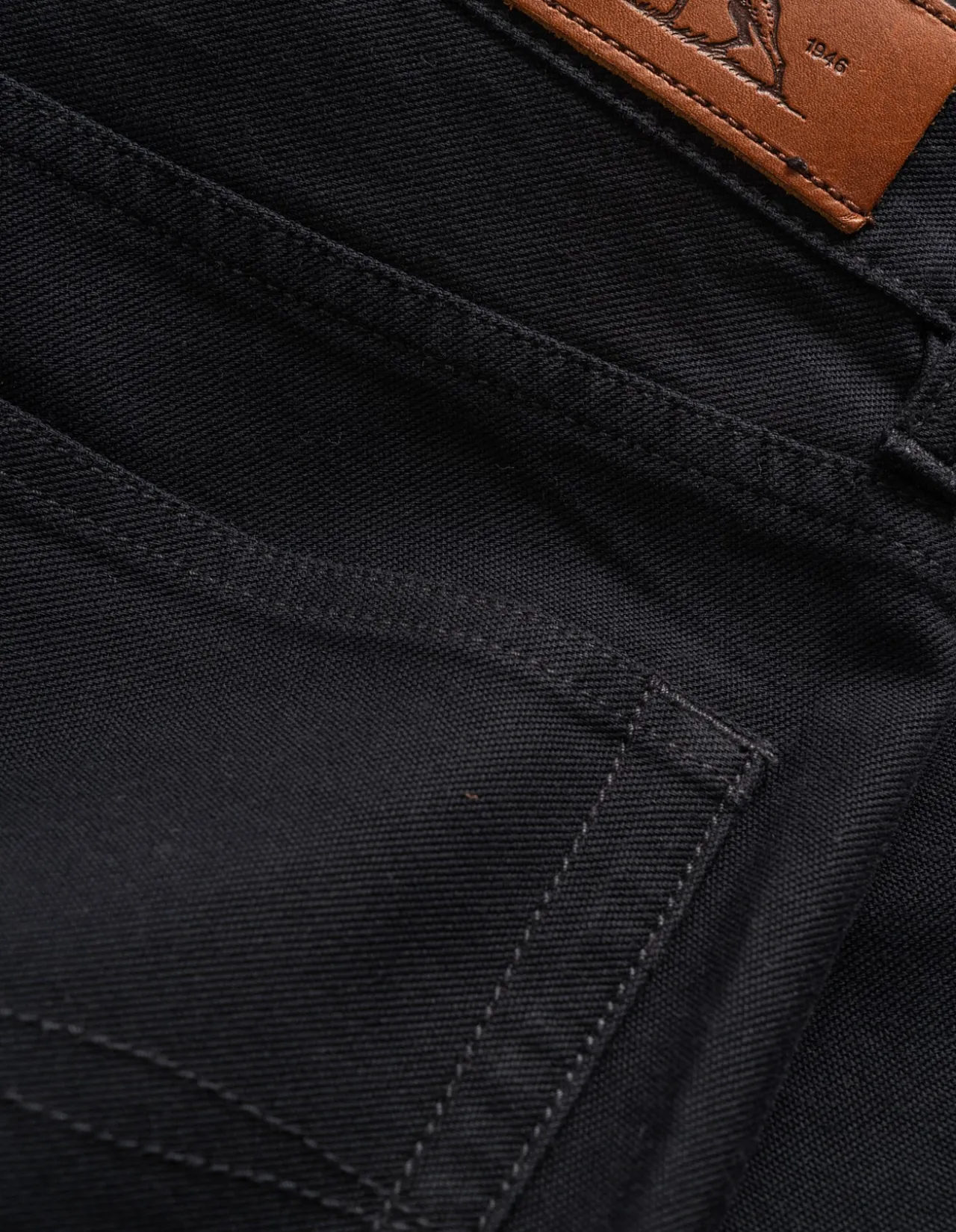 Motion 2 Straight Fit Short Leg 76 cm Jeans