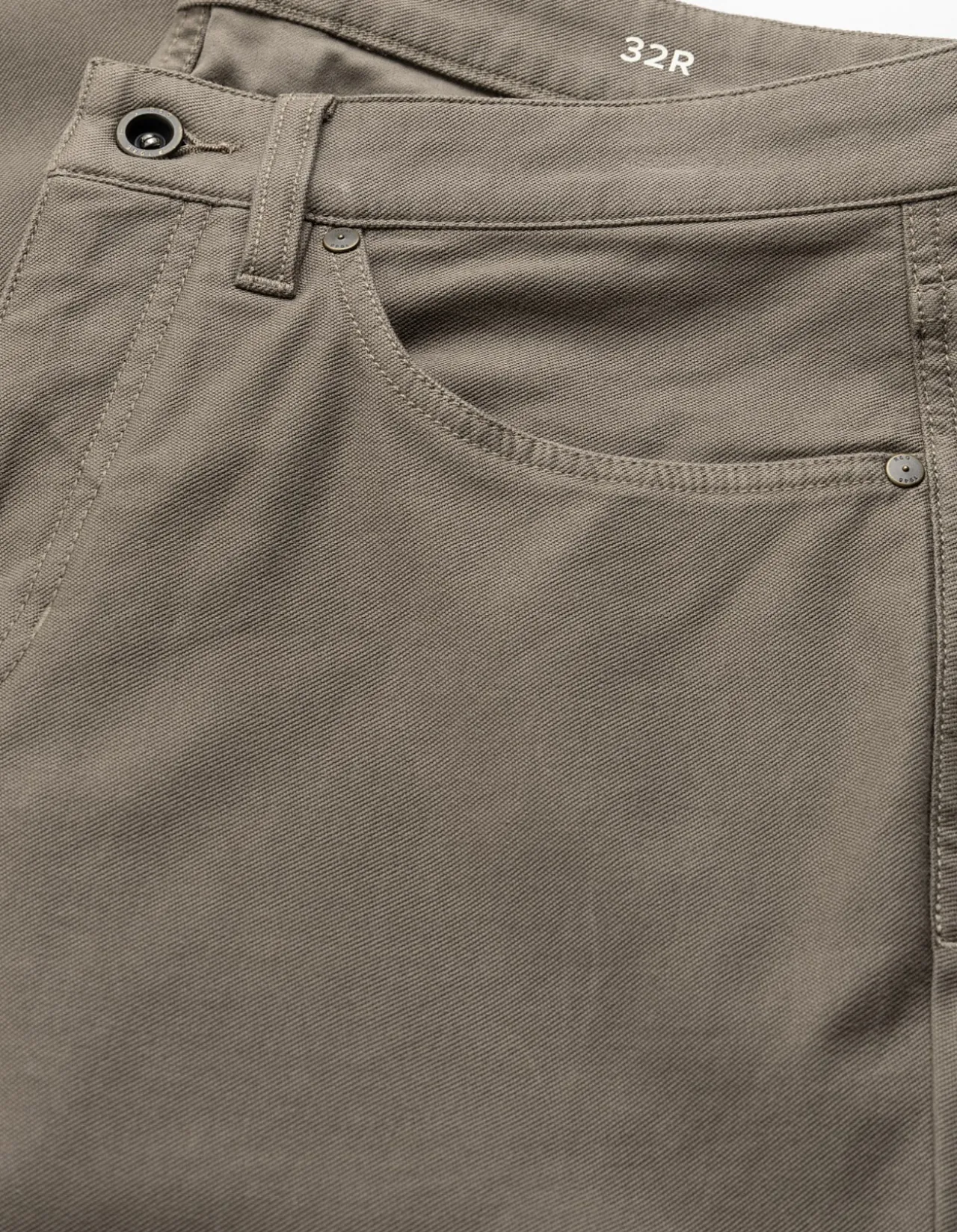 Motion 2 Straight Stretch Short Leg Jeans