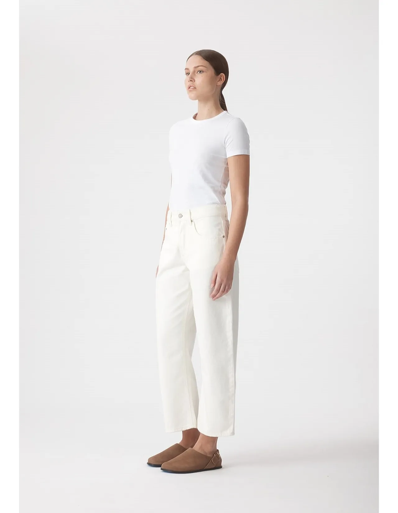 Nadia Mid Rise Wide Leg Barrel Jean