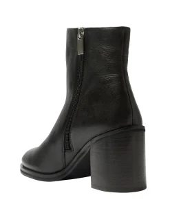 NAOMI ANKLE BOOT