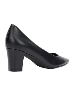 NICOLE HEEL