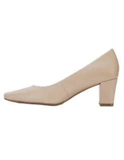 NICOLE HEEL