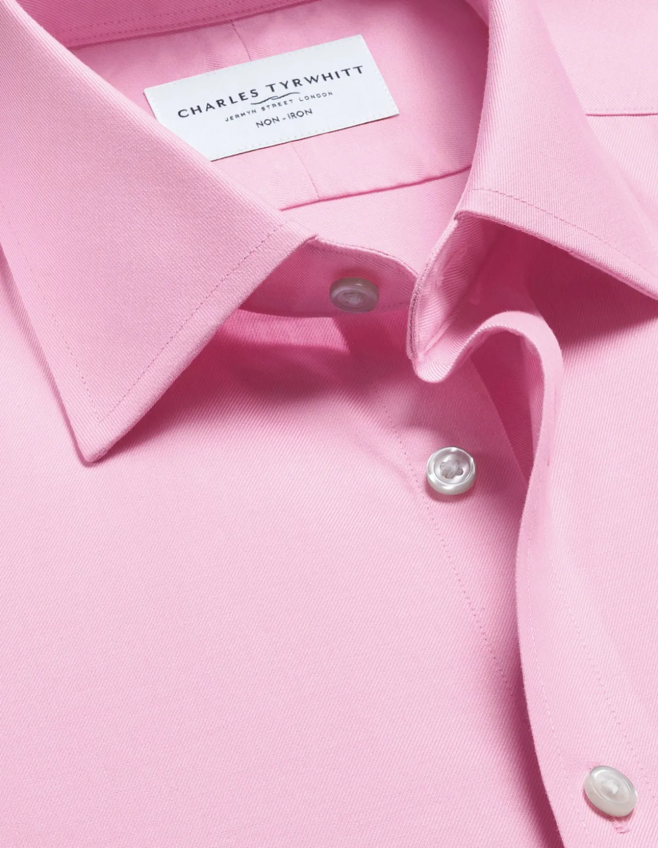 Non-iron twill slim fit shirt