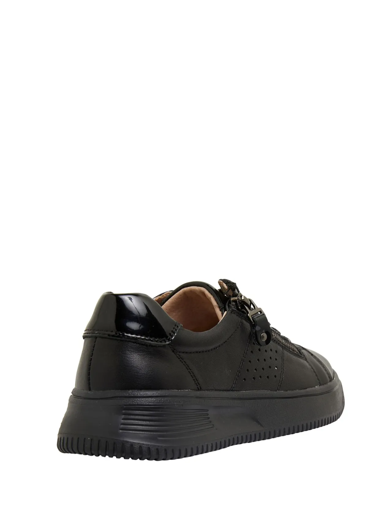 NOVELLA CASUAL SNEAKER