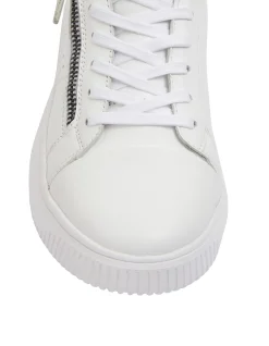 NOVELLA CASUAL SNEAKER