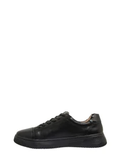 NOVELLA CASUAL SNEAKER