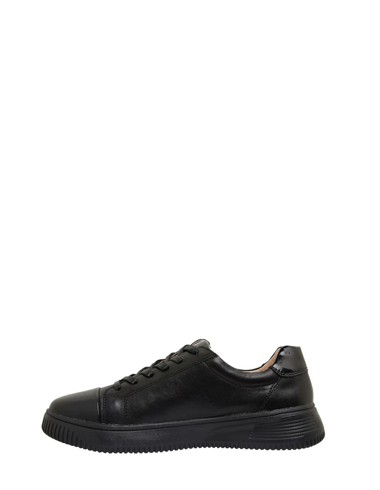 NOVELLA CASUAL SNEAKER