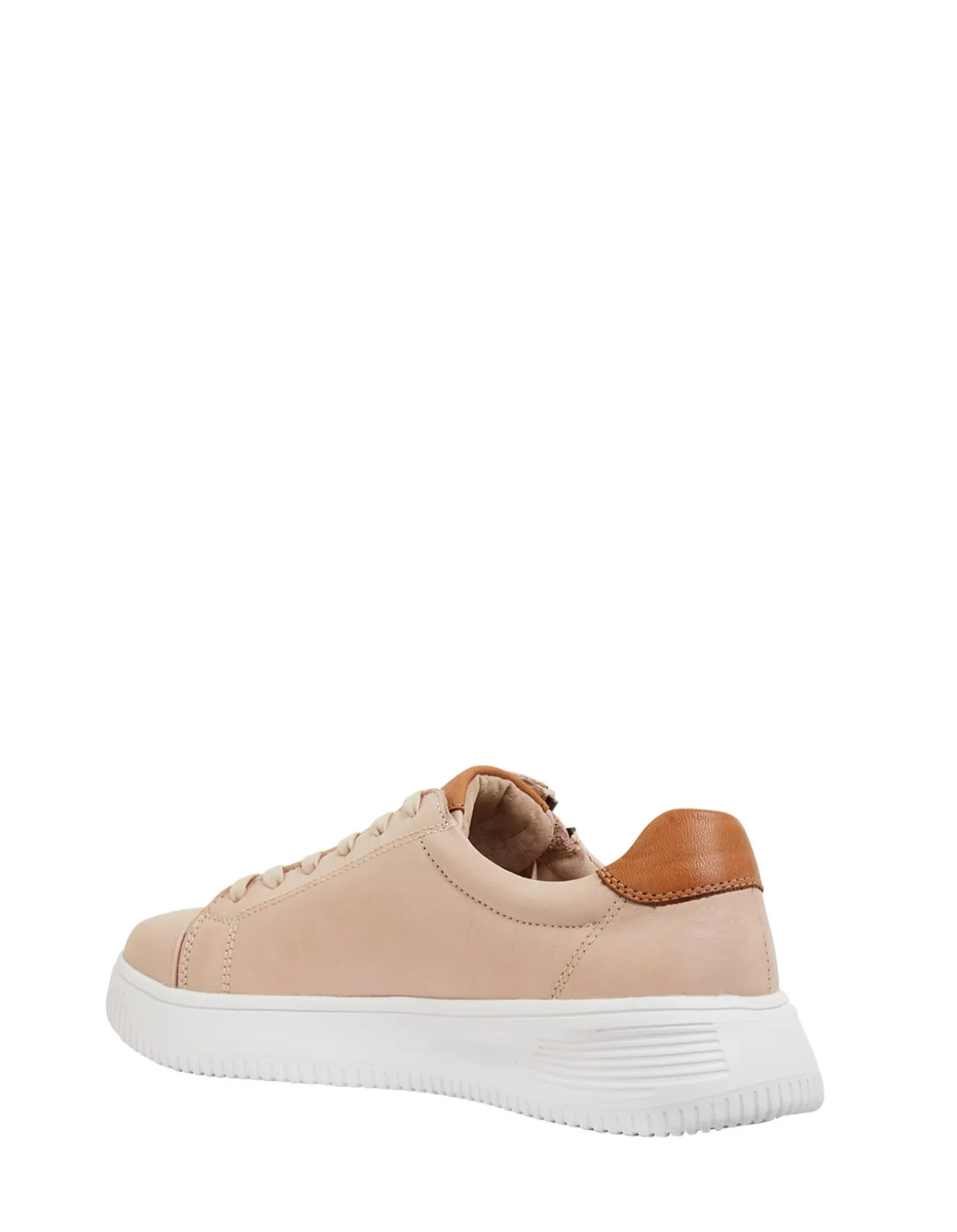 NOVELLA CASUAL SNEAKER