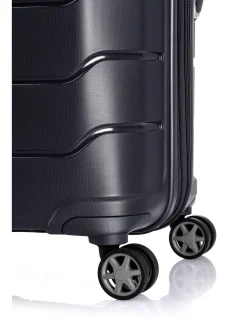 Oc2Lite 75cm Expandable Large Suitcase Black