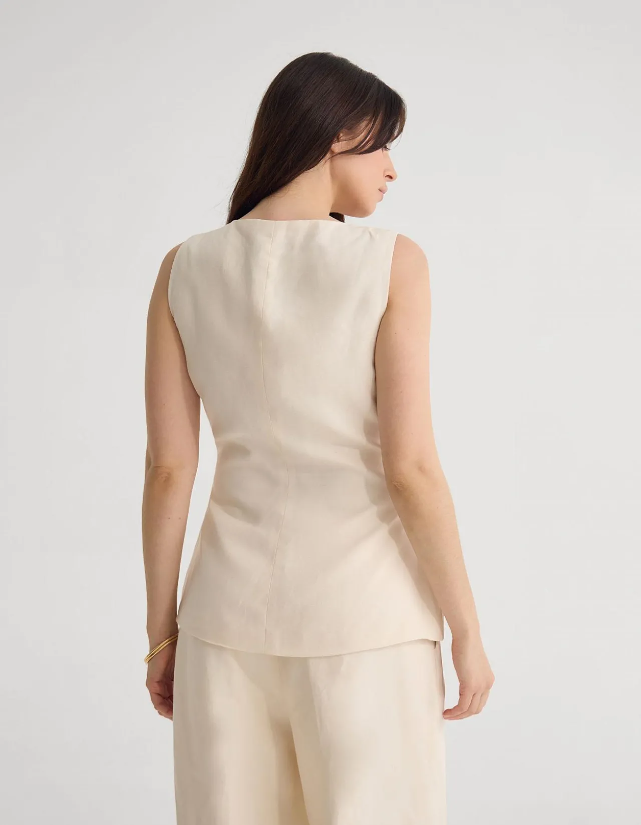 PAEGE VEST