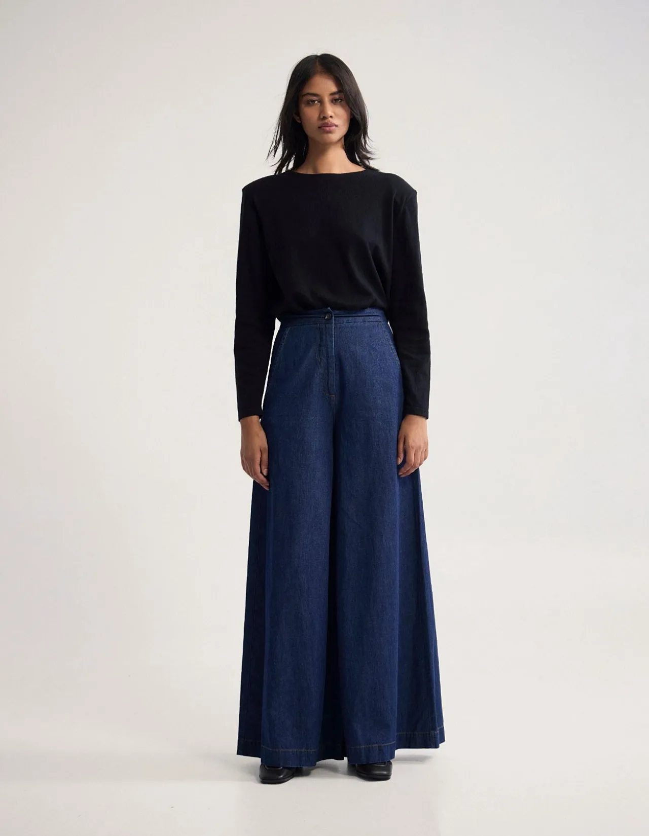 PALOMA SHOULDER PAD KNIT
