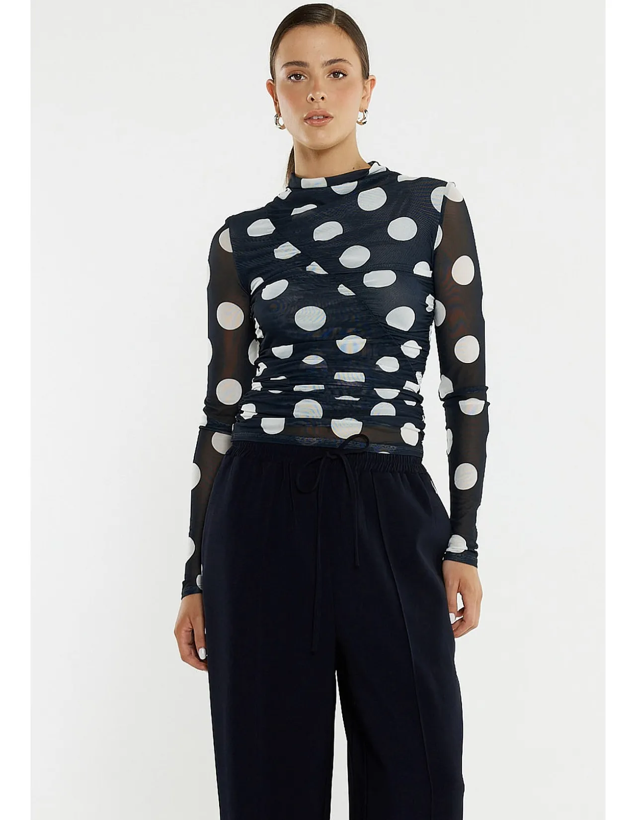 PAMMIE SEAMED MESH TOP