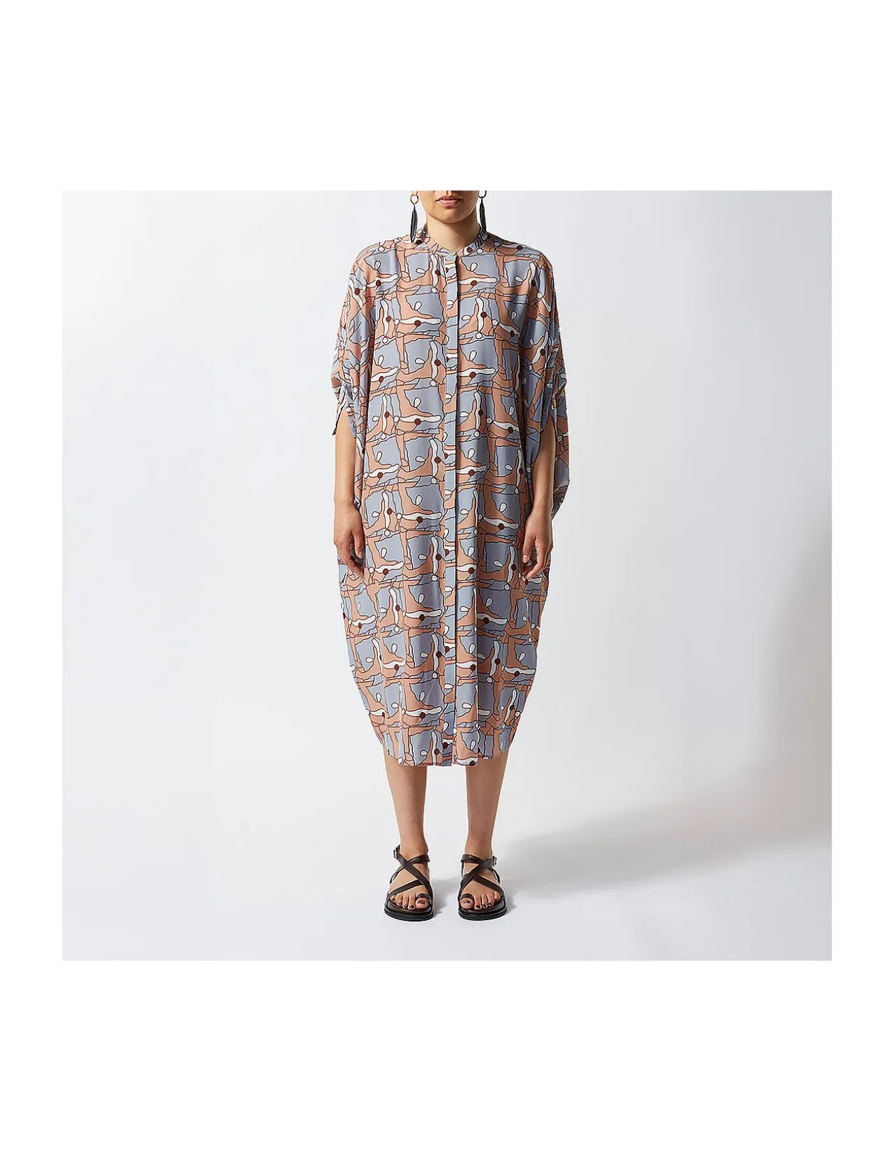 Places Button Kaftan