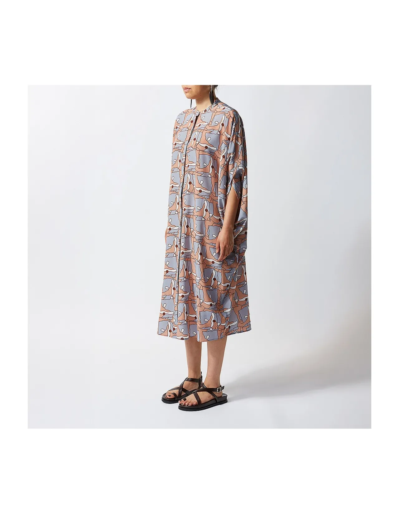 Places Button Kaftan