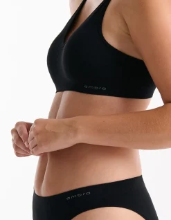 PUREBASICS TRIANGLE BRALETTE