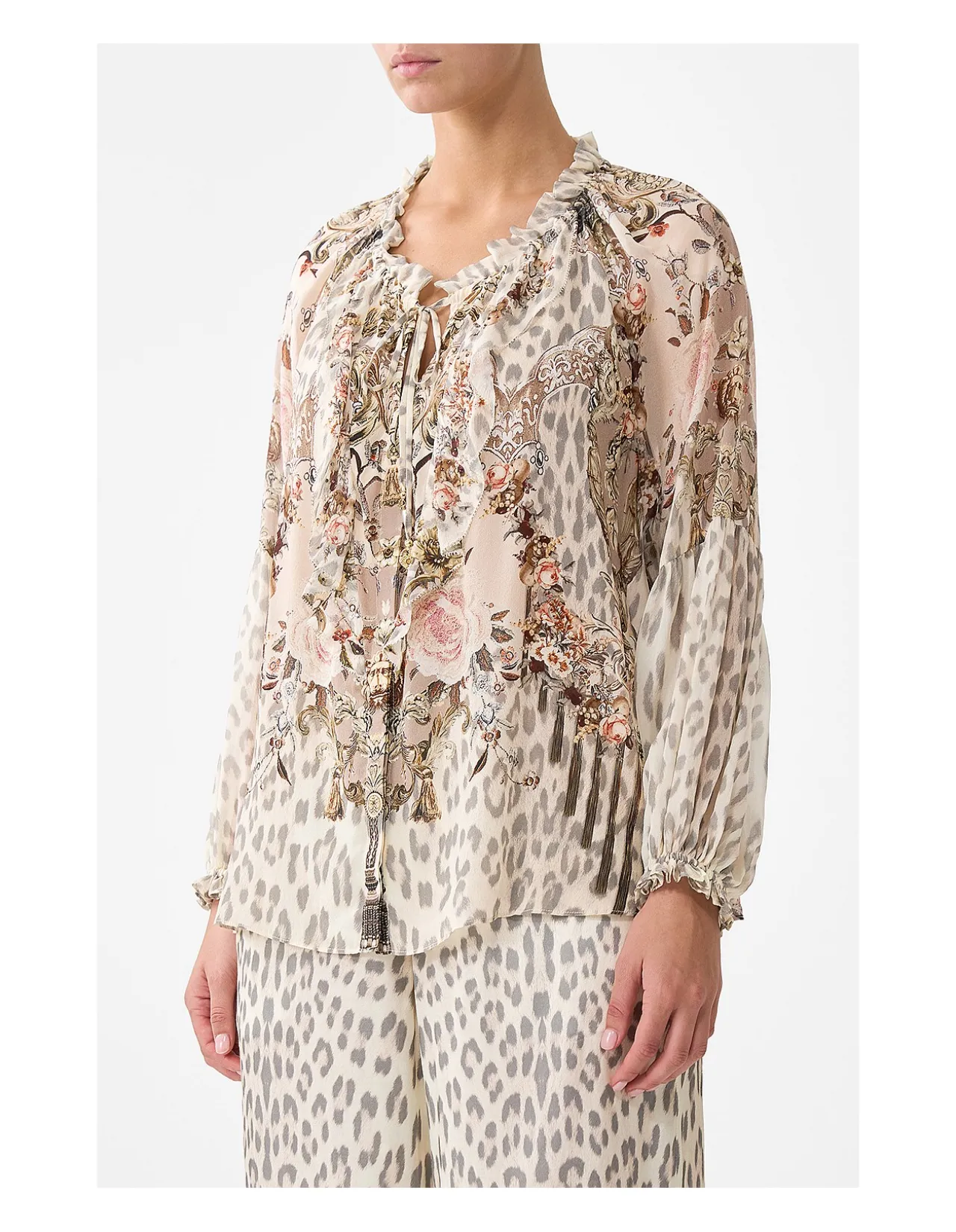 RAGLAN BLOUSE WITH FRONT RUFFLE