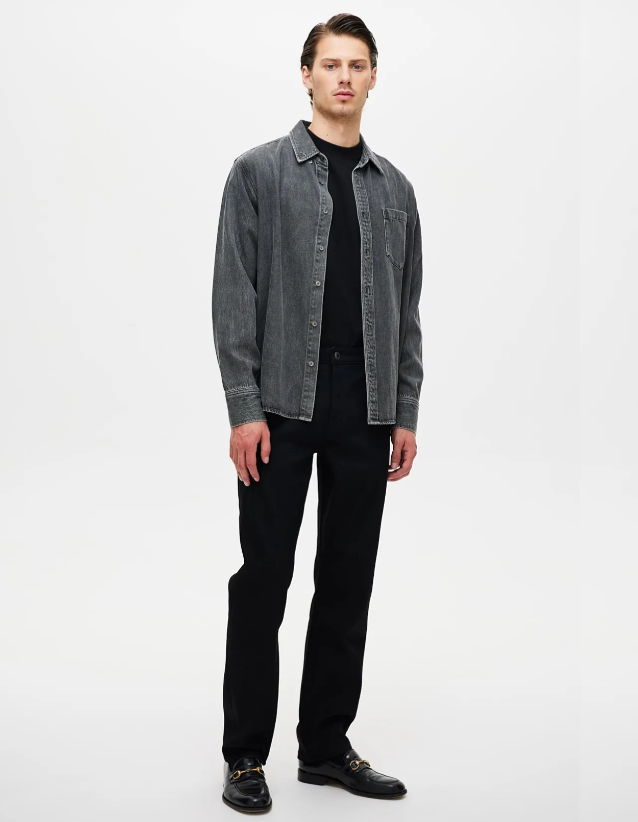 Ray Straight Sharp Black Stretch Jeans