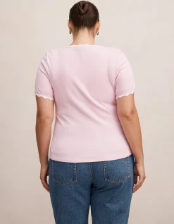REBECCA CURVE SCALLOP TRIM T-SHIRT
