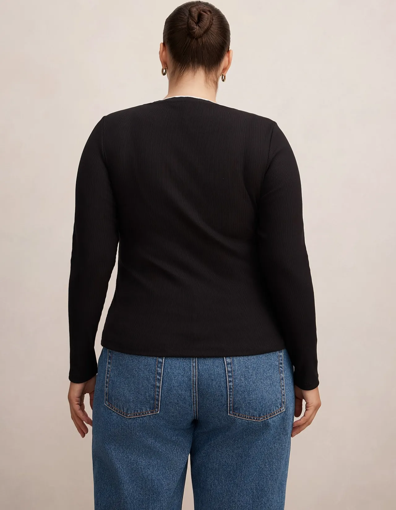 REBECCA CURVE SCALLOP LONG SLEEVES TOP