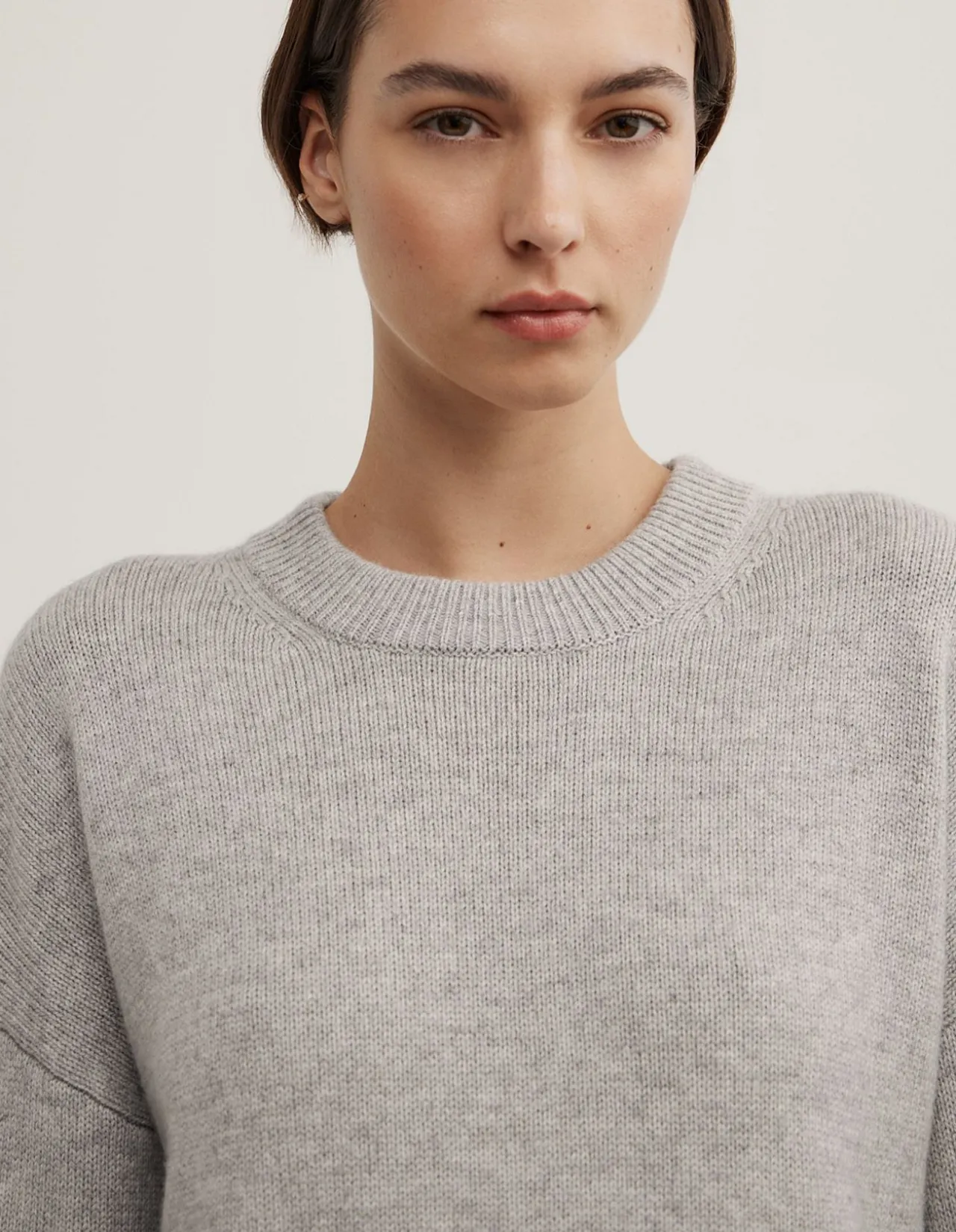 Relaxed Crew Neck Knit