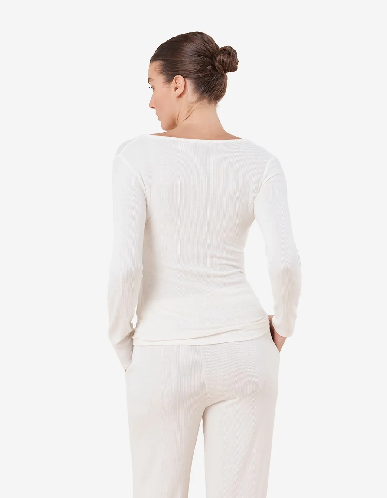 RIBBED LONG SLEEVE HENLEY