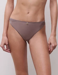 ROMANCE TANGA