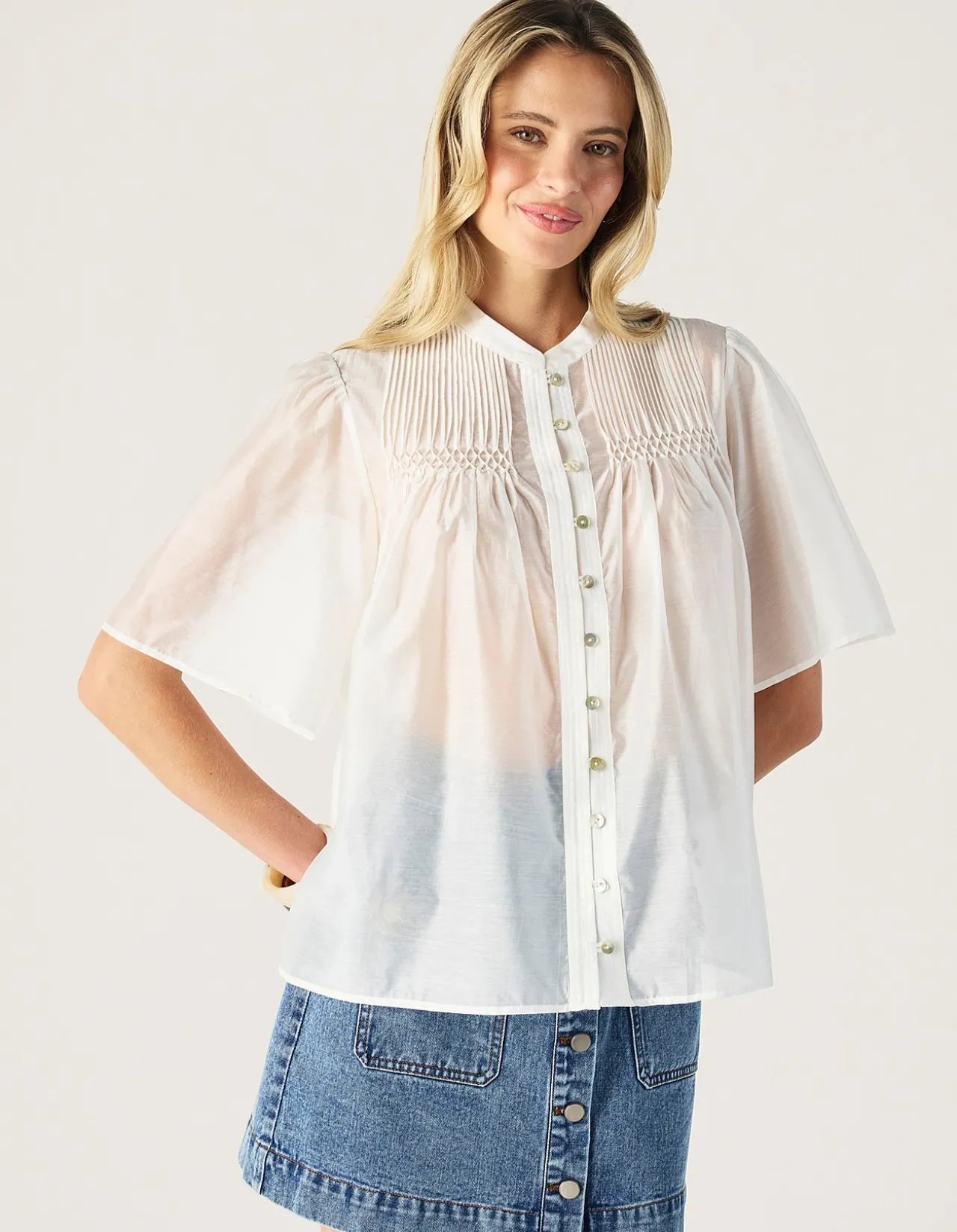 ROMY SHORT SLEEVE BLOUSE