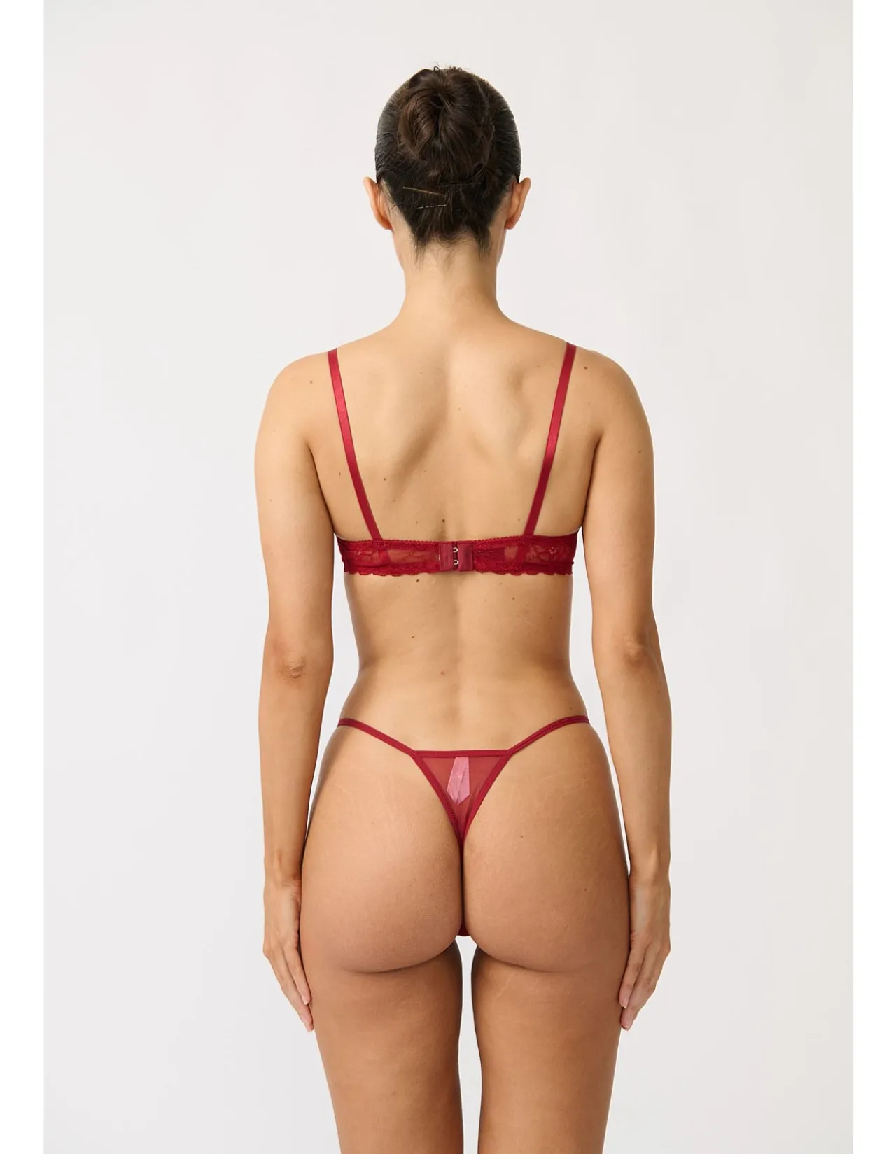 rosie thong