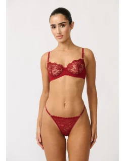 rosie thong