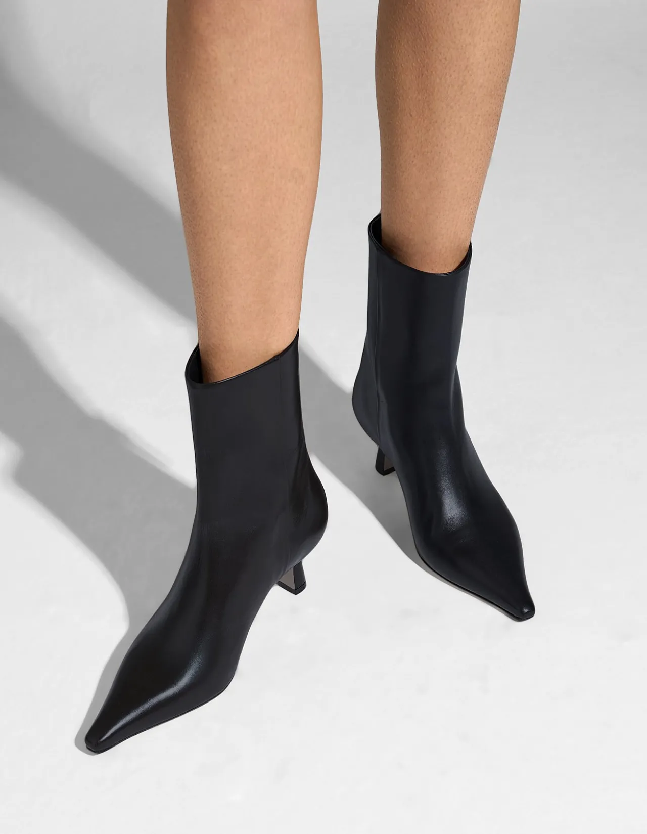 ROWAN LEATHER ANKLE BOOT