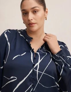 SAVANNAH CURVE BUTTON UP BLOUSE