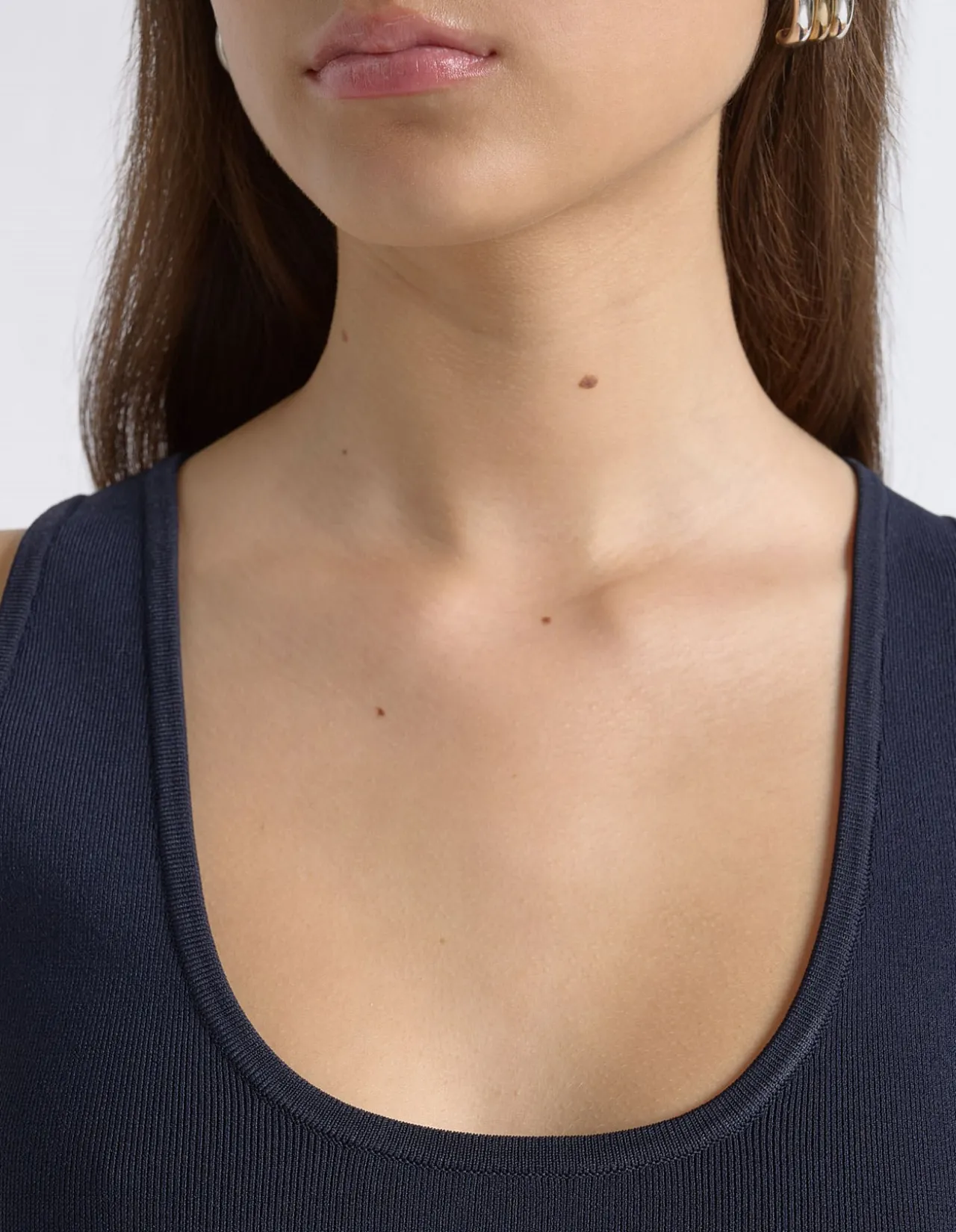 SCOOP NECK TANK