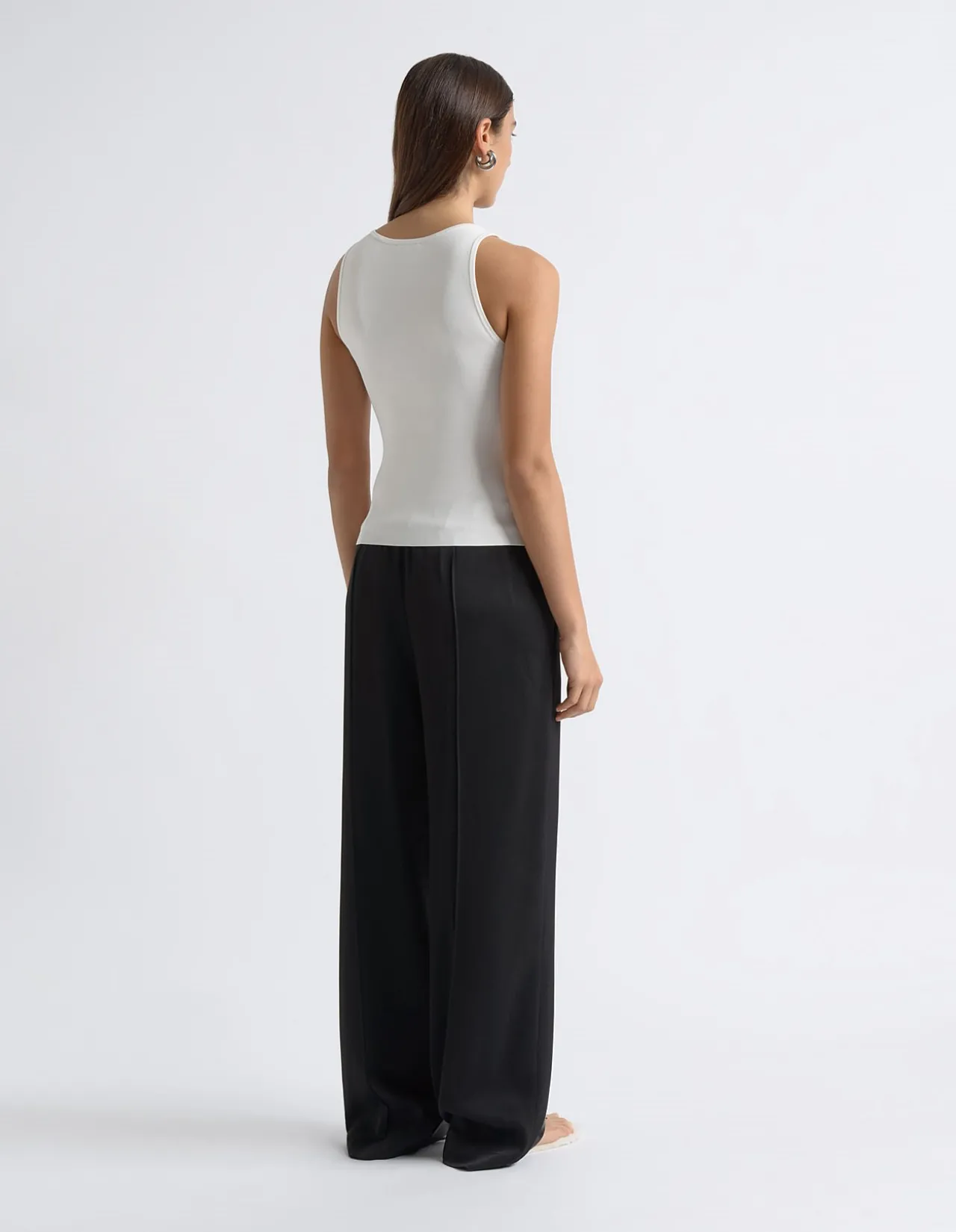 SCOOP NECK TANK