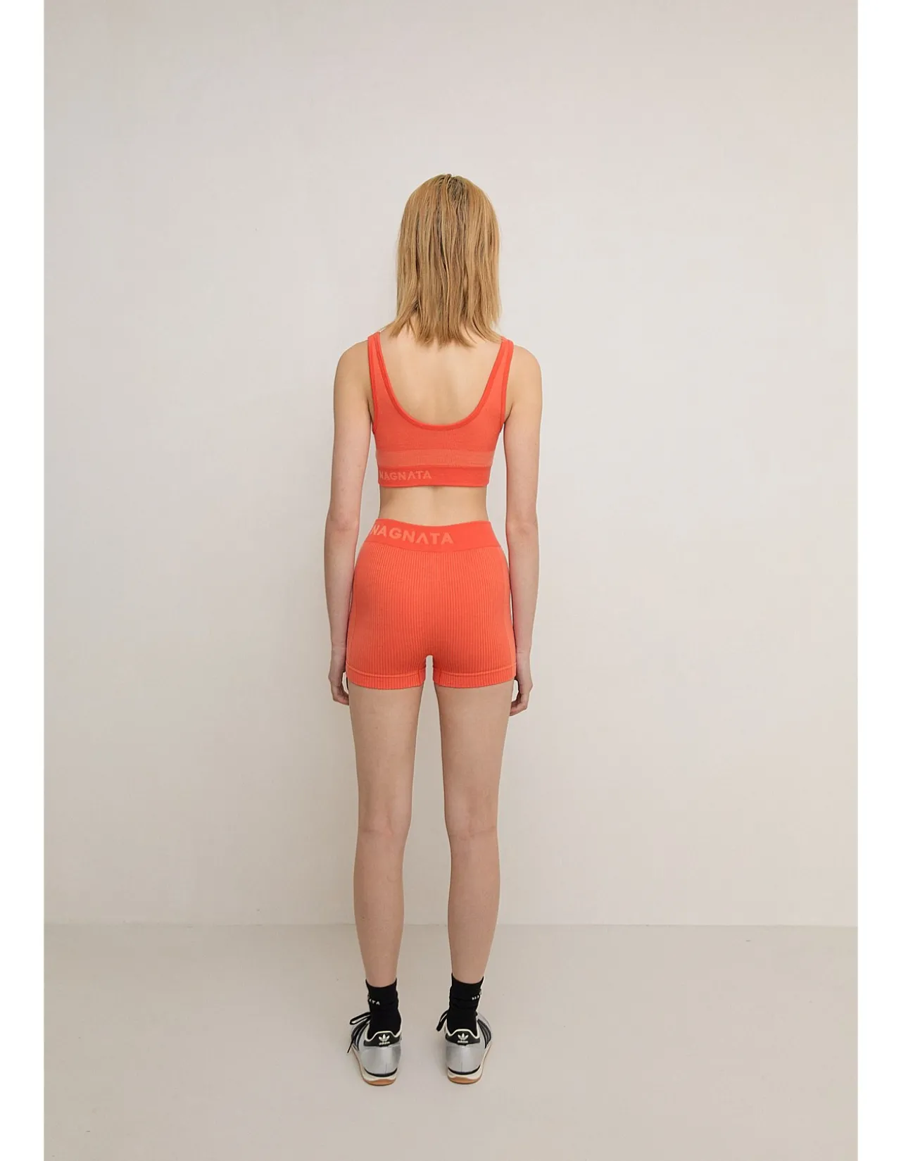 SCOOP WOOL CROP - PAPAYA