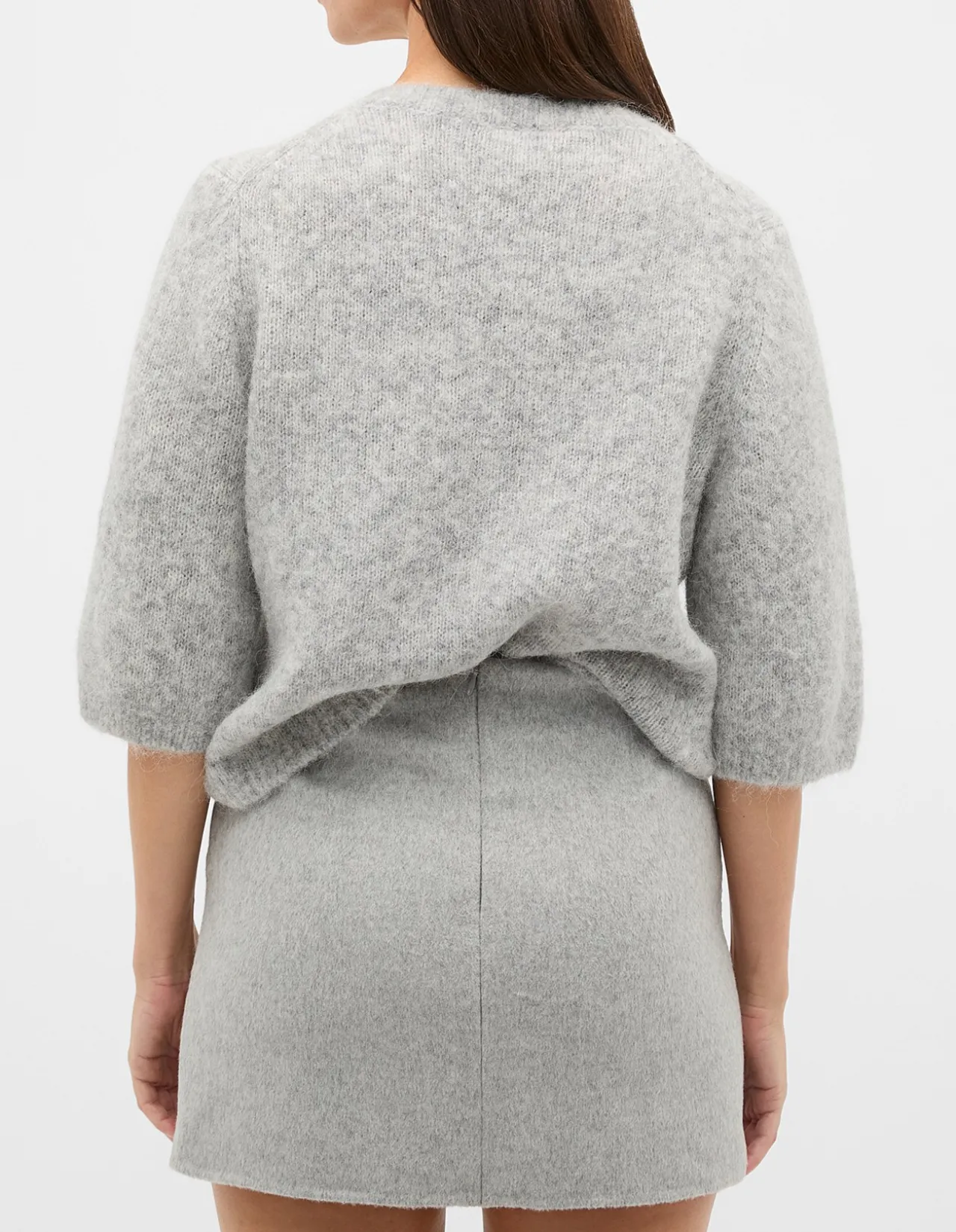 SEAM FRONT MINI SKIRT