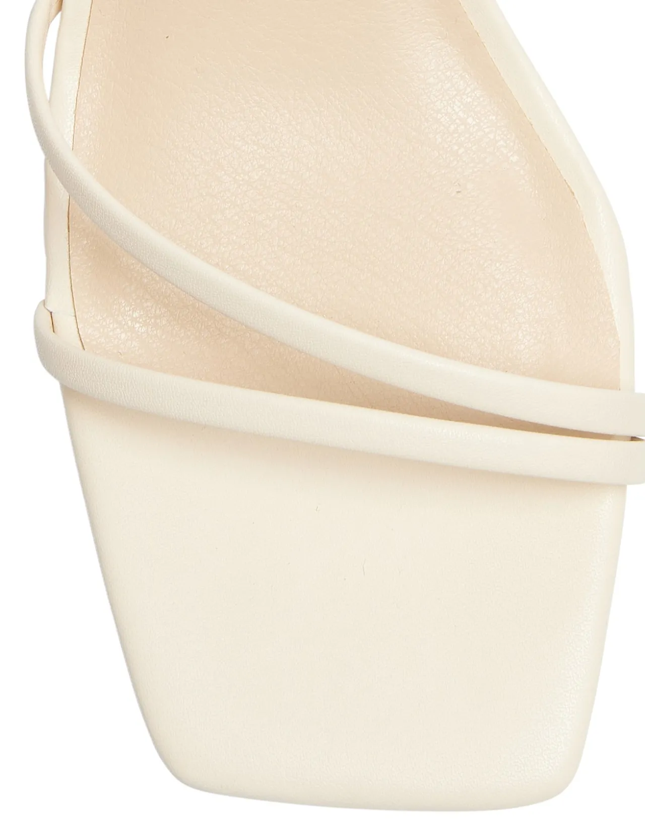 SHAY HEEL SANDAL
