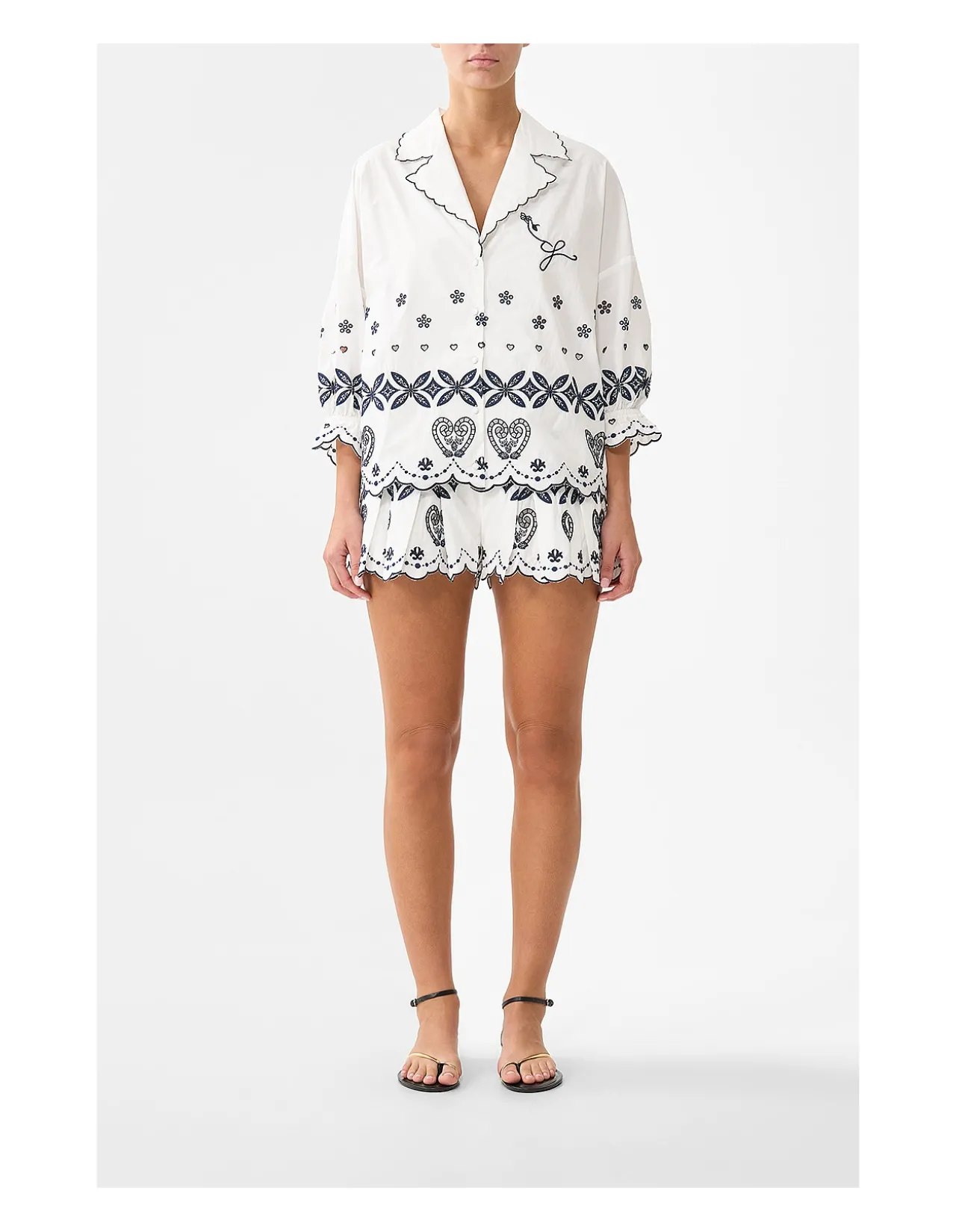 SHIRT WITH GATHERED CUFF