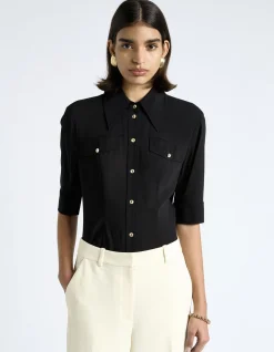 SHORT SLEEVE FITTED SHIRT