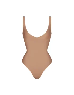 SKIMS BODY PLUNGE BODYSUIT