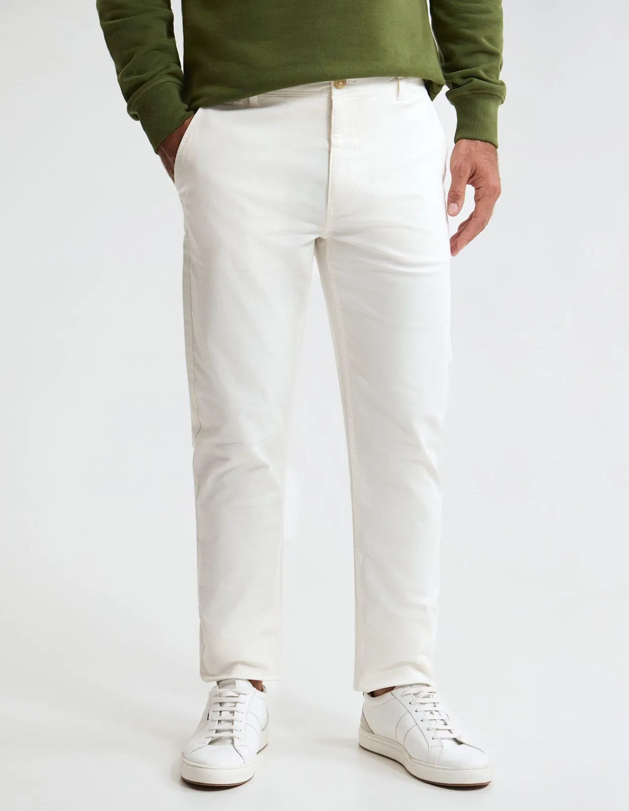 SLIM FIT CHINO