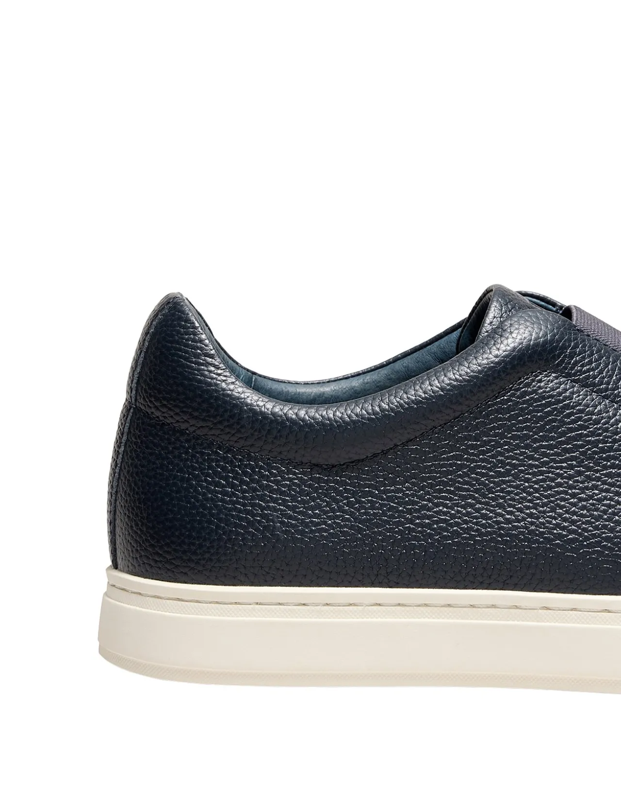 SLIP-ON ELASTIC SNEAKER