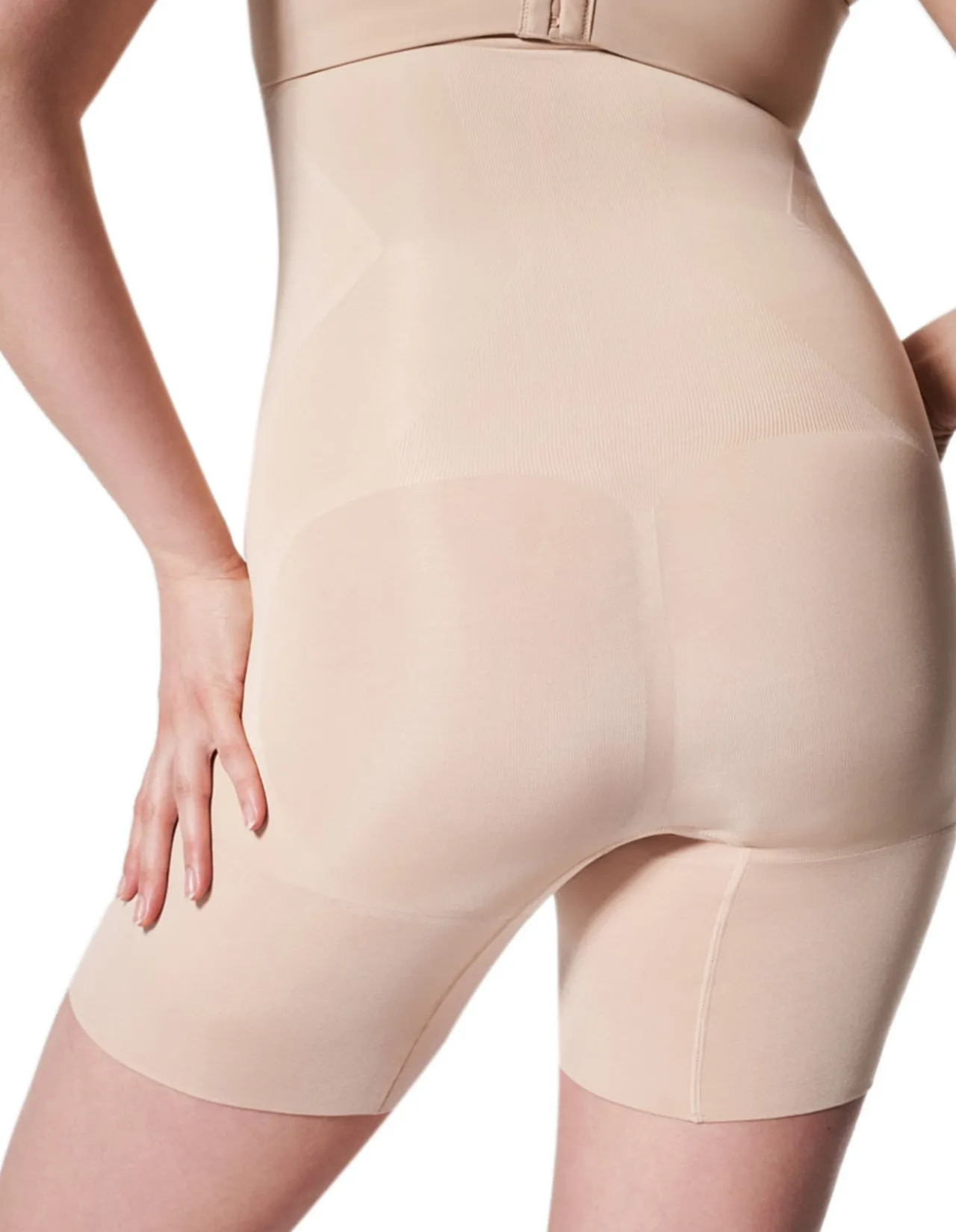 SPANXsculpt OnCore High-Waisted Mid-Thigh Short