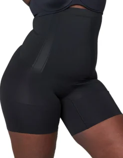 SPANXsculpt OnCore High-Waisted Mid-Thigh Short