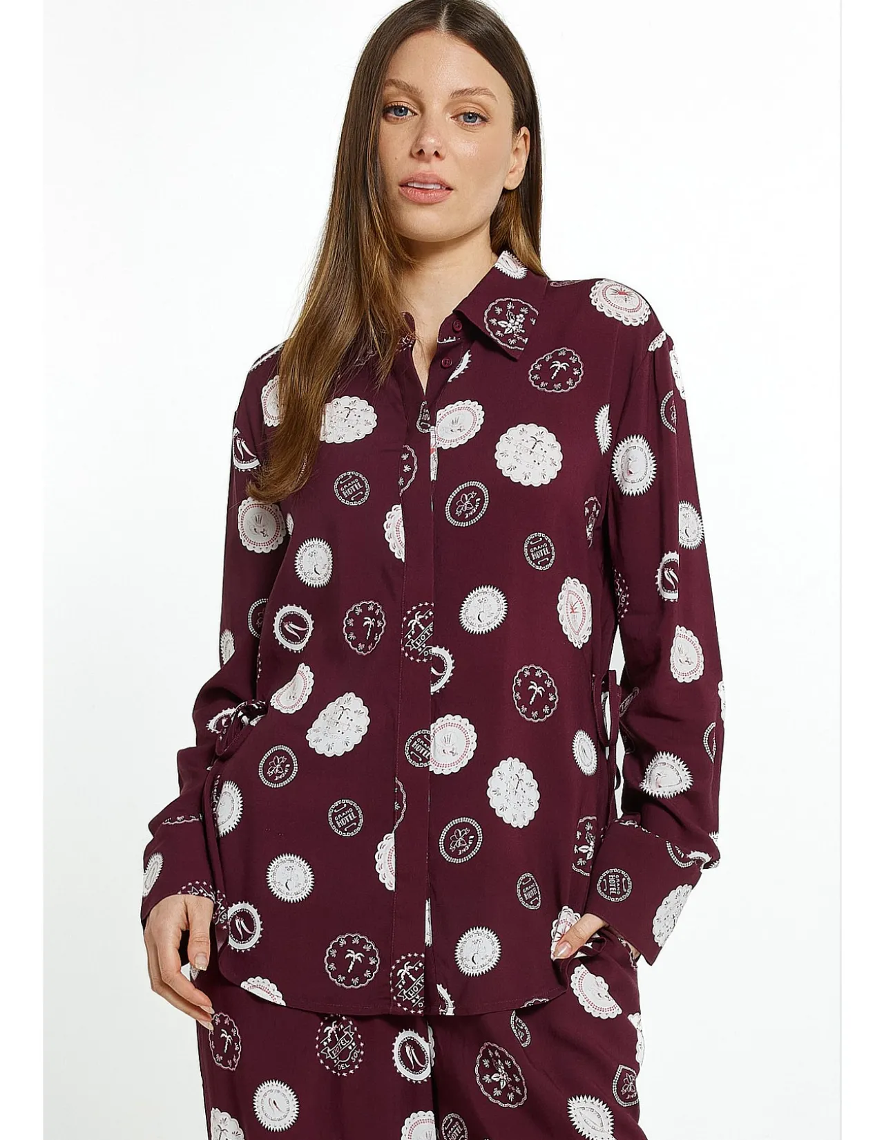 STAMP TIE SHIRT