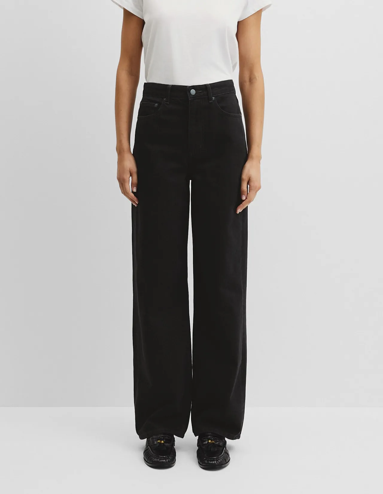Straight Leg High Rise Washed Black Jean