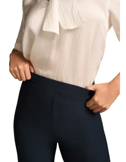 Stretch Crepe Tapered Pant