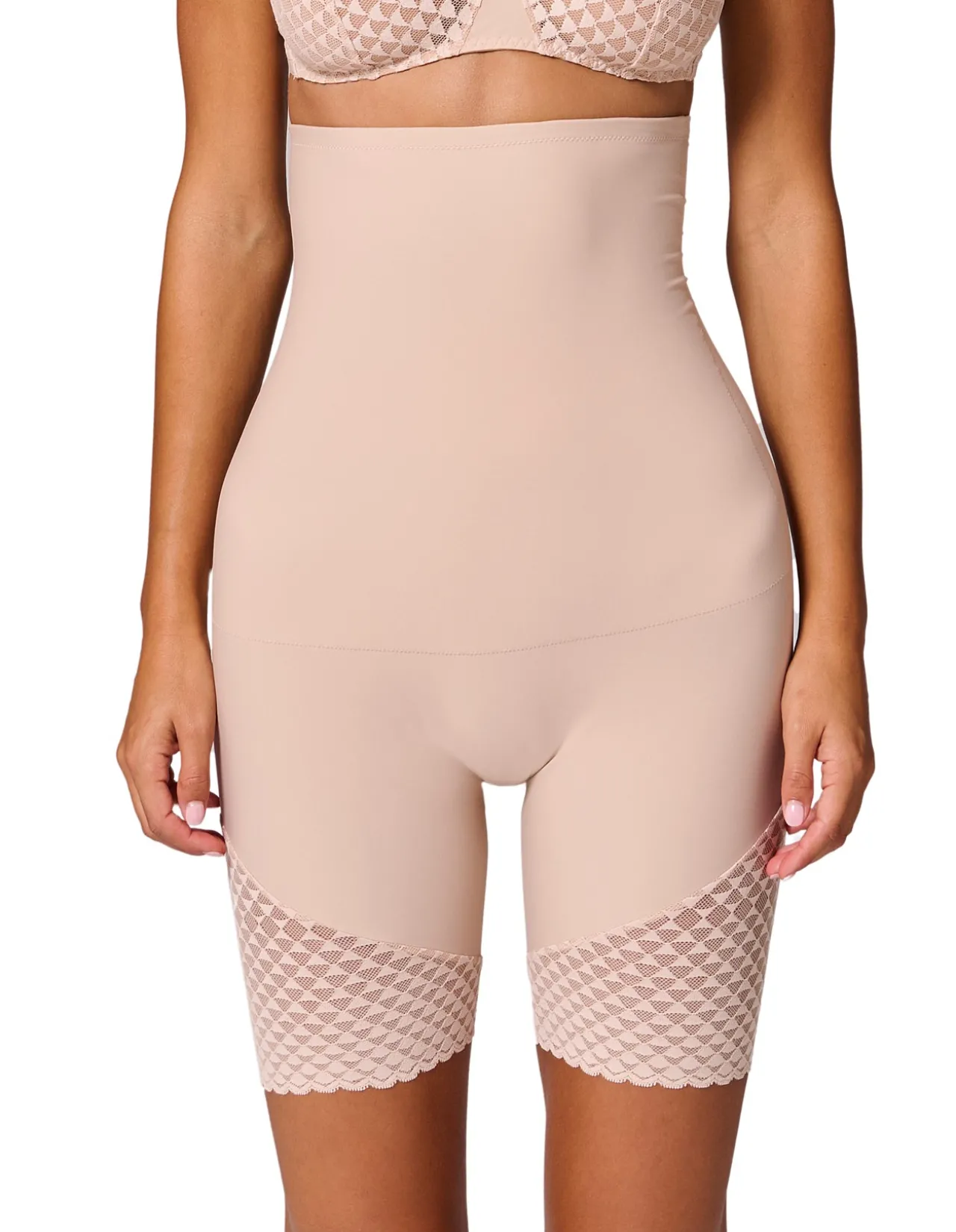 SUBTILE HIGH RISED PANTY