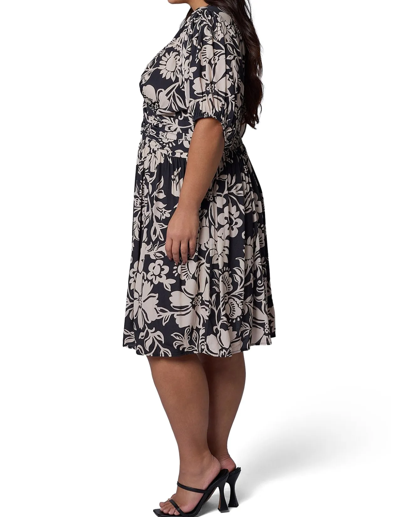 SUNDAY IN THE CITY-SPRUNG MINI DRESS